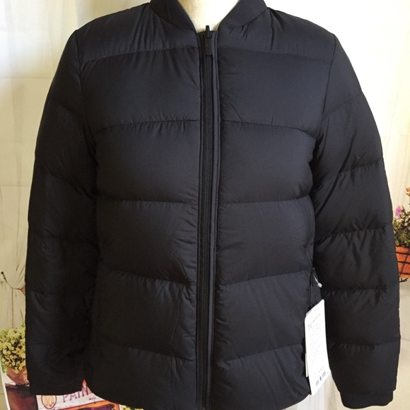 NWT BLACK LULULEMON WEIGTHLESS WONDER JACKET 6 8 - Picture 2 of 8